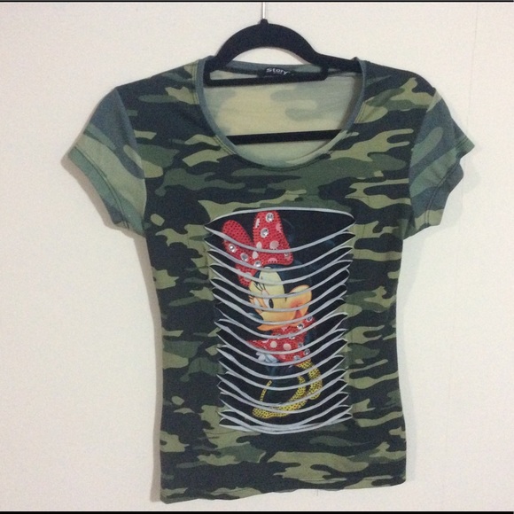 Minnie Mouse medium tee shirt - Picture 1 of 2